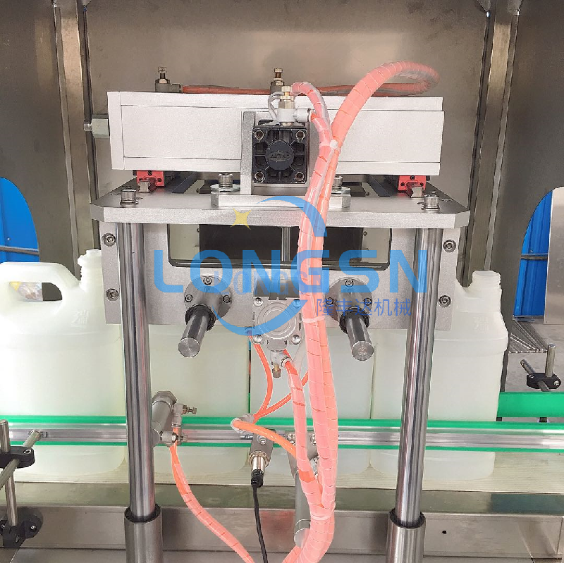 Máquina automática de desbarbado y corte de cuello de botella de PP HDPE de plástico